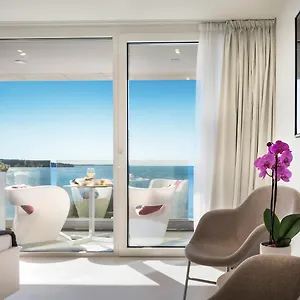 4* Hotel Rivalmare Boutique - New!